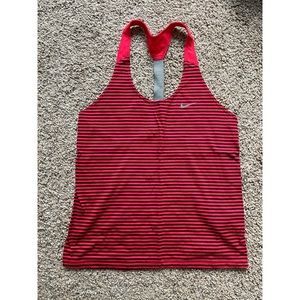 Nike women’s tank top